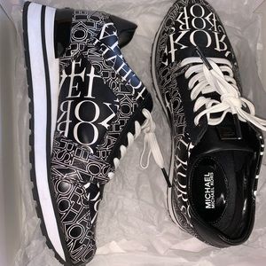 Michael Kors Billie Training Sneaker